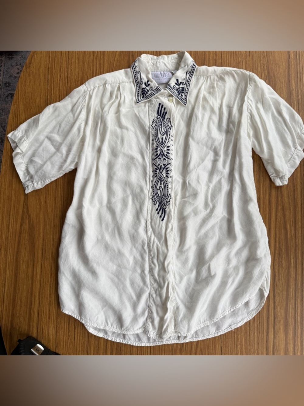 Vintage White Short-Sleeve Embroidered Button-Up Shirt